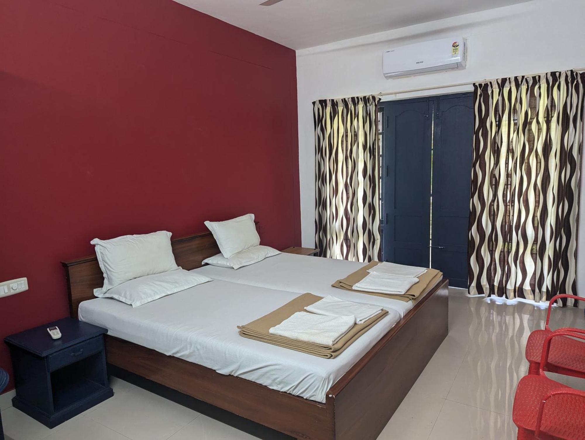 Indeevaram Apartments Ковалам Экстерьер фото